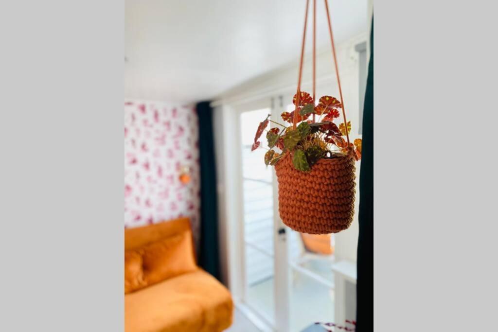 The Yellow Door Whitstable - Peaceful Retreat Close To Beach Екстер'єр фото